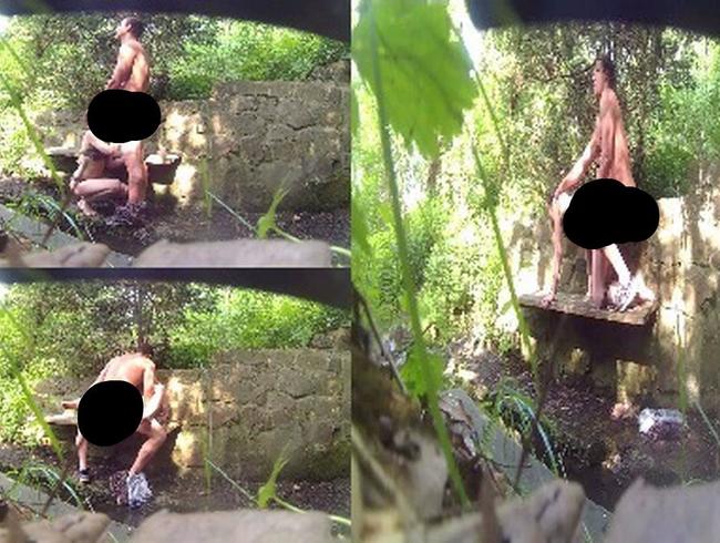 NataliaPearl Porno Video: Quickie im Wald!